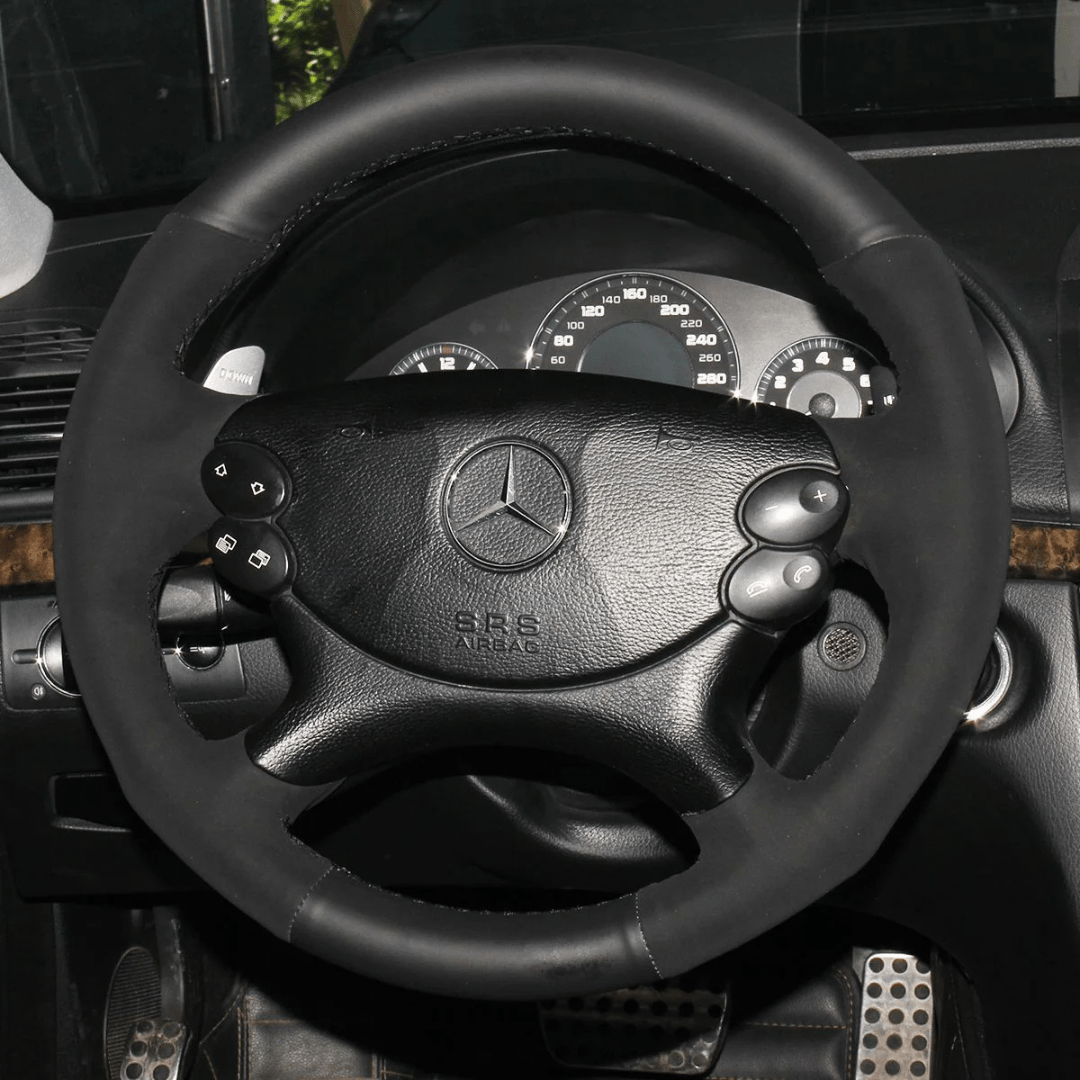 #car #cars #carbonfiber #bmw #audi #leather #mercedes #steering #carbon #carinterior #interior #custom #racing #carsofinstagram #alcantara #handmade #simracing #toyota #mercedesbenz #viral #c